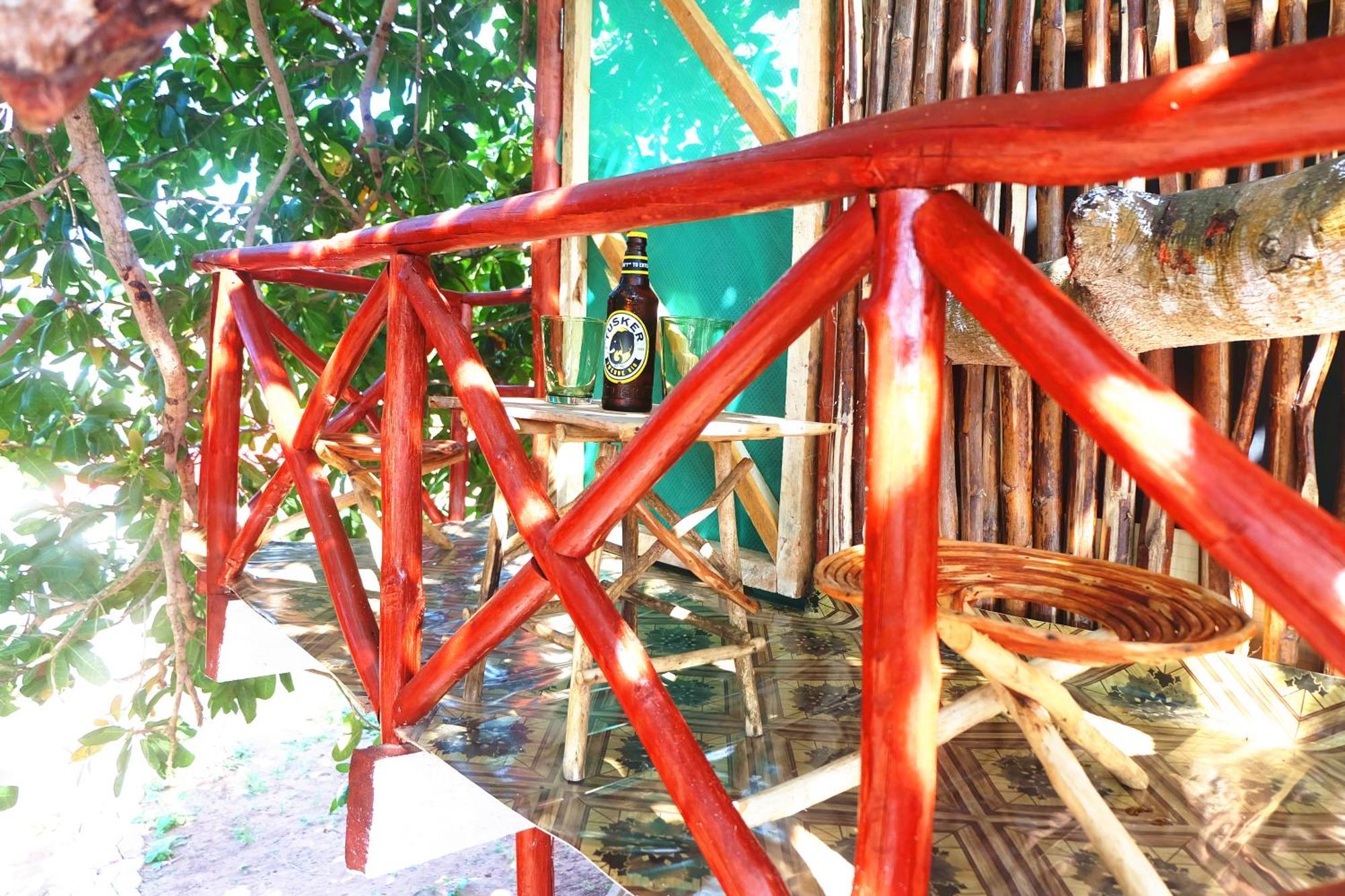 Diani Hostel Диани-Бич Экстерьер фото