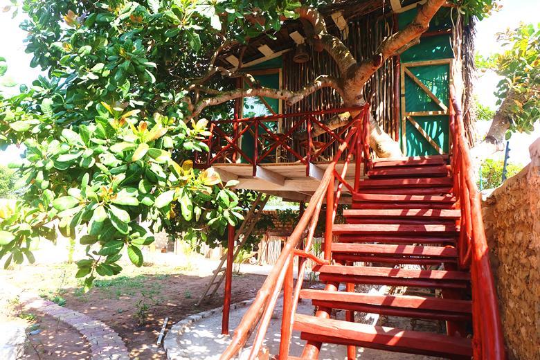 Diani Hostel Диани-Бич Экстерьер фото