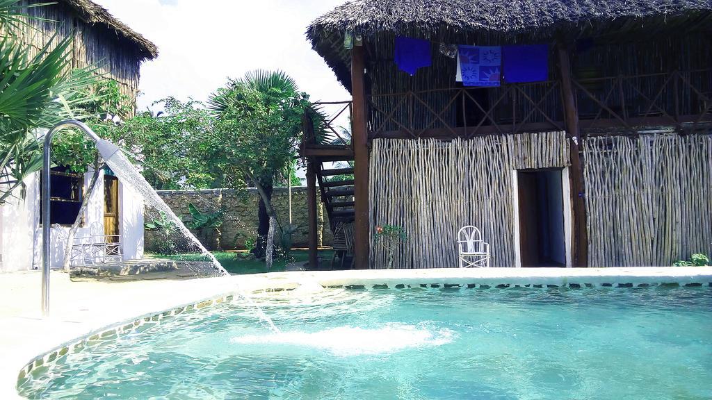 Diani Hostel Диани-Бич Экстерьер фото