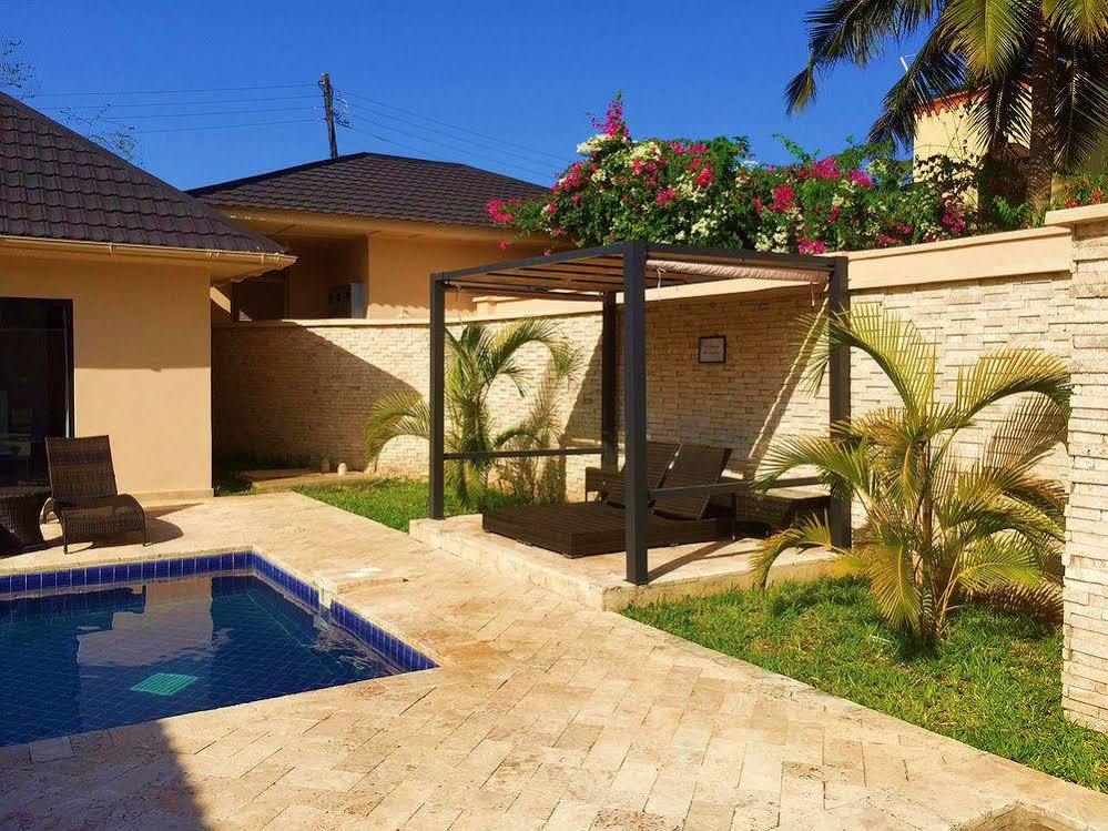 Diani Hostel Диани-Бич Экстерьер фото
