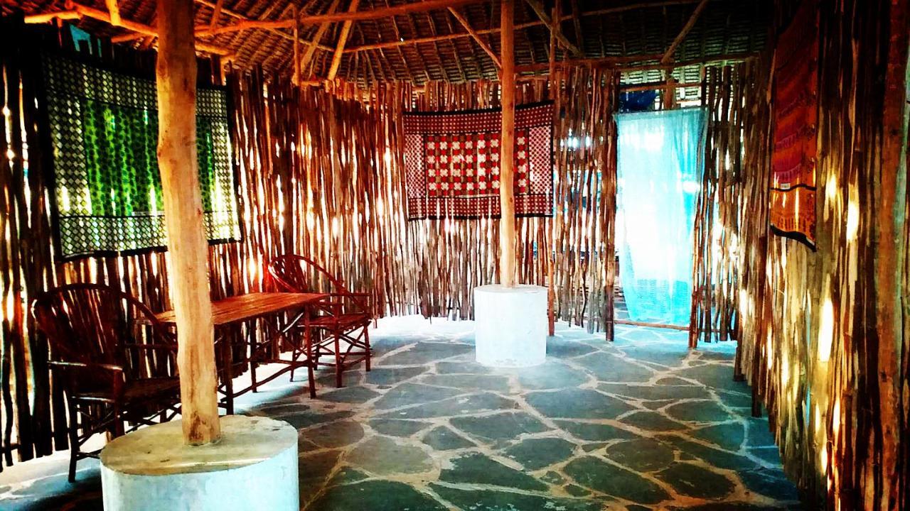 Diani Hostel Диани-Бич Экстерьер фото