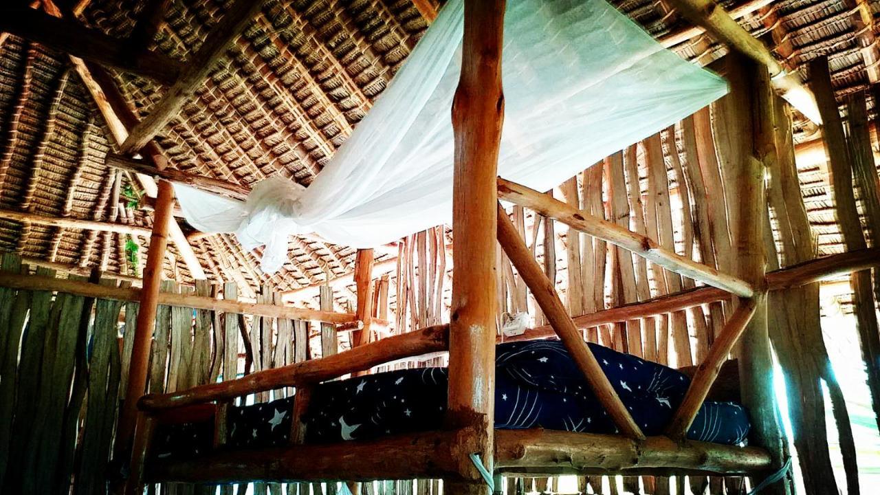 Diani Hostel Диани-Бич Экстерьер фото