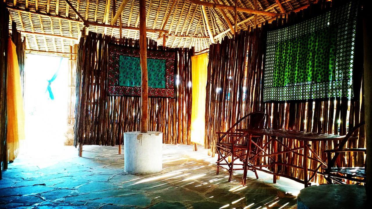 Diani Hostel Диани-Бич Экстерьер фото