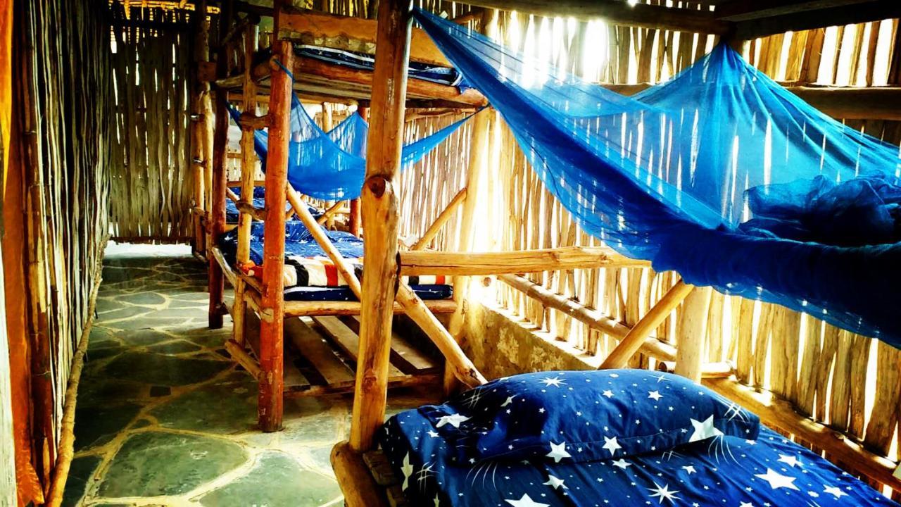 Diani Hostel Диани-Бич Экстерьер фото
